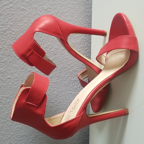 Voztey Milan Heels - Red - Picture 3 of 5